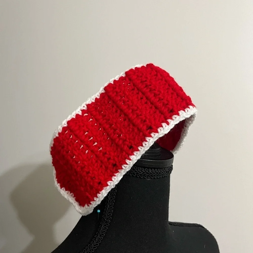 NWT Knana Knots Scarf and Headband Ear Warmers, Red and White Heart design